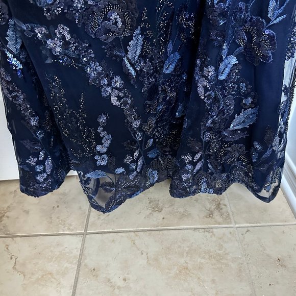 la-femme-sequin-floral-short-sleeve-sheath-gown from Nordstrom - Picture 5 of 9